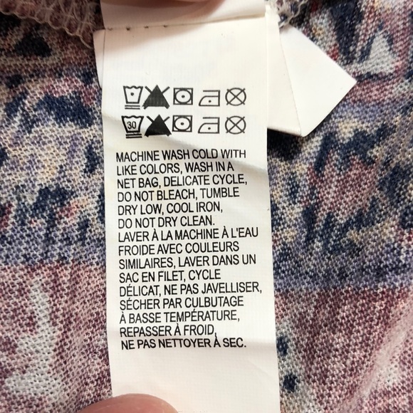 Lucky Brand top - Picture 6 of 6